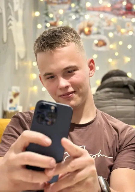 Я Вячеслав, 25, знакомлюсь для дружбы в Электростали