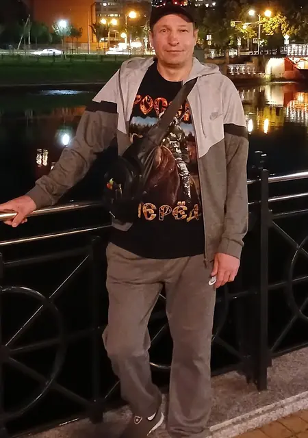 Я Константин, 50, из Санкт-Петербурга, ищу знакомства на одну ночь