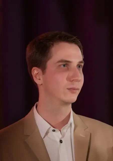 Я Владимир, 32, знакомлюсь без обязательств в Москве