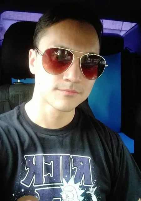 Динар из Белорецка, мне 32, познакомлюсь для общения