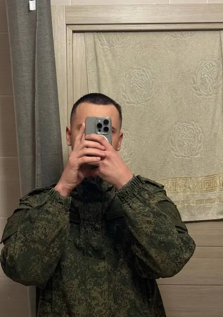 Максим из Воронежа, ищу на сайте открытые отношения