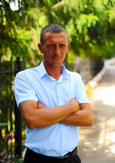 Я Анатолий, 44, знакомлюсь без обязательств в Шадринске