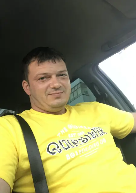 Я Евгений, 43, знакомлюсь для постоянных отношений в Братске