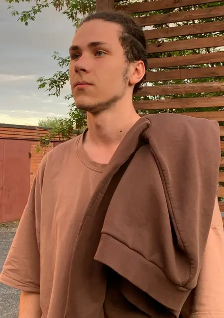 Август из Тюмени, ищу на сайте знакомства на одну ночь