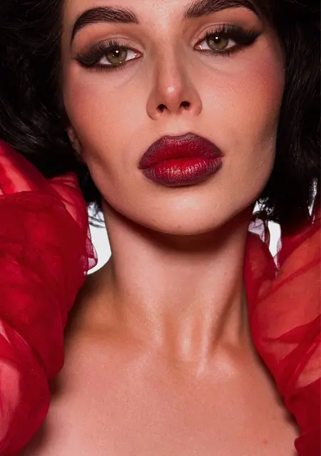 Александра