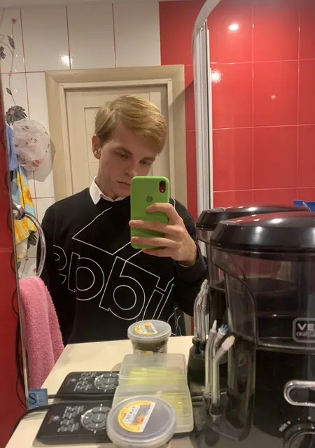 Я Дмитрий, 21, знакомлюсь для приятного времяпровождения в Волгограде