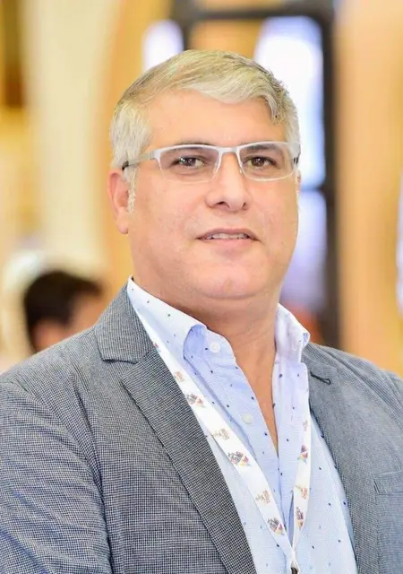 Я Milos, 67, из Москвы, ищу знакомство для общения