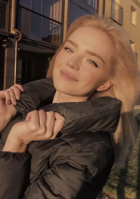 Єва Швигар из Николаева, ищу на сайте вирта