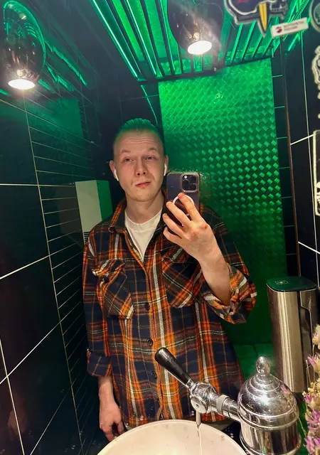 Илья из Казани, мне 27, познакомлюсь на одну ночь