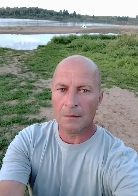 Alex из Кирова, ищу на сайте приятное времяпровождение