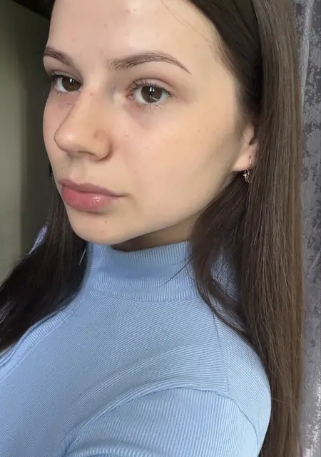 Я Виктория, 21, из Омска, ищу знакомство для совместных путешествий
