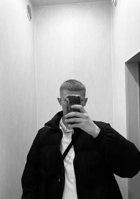 Я Иван, 21, знакомлюсь без обязательств в Новороссийске