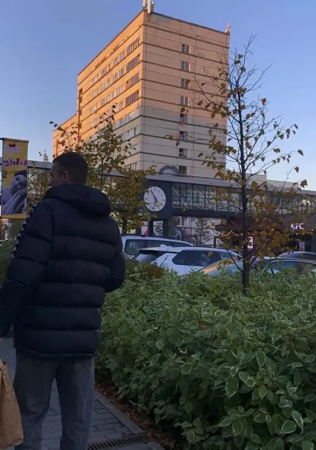 Я Кирилл, 21, из Челябинска, ищу знакомства без обязательств