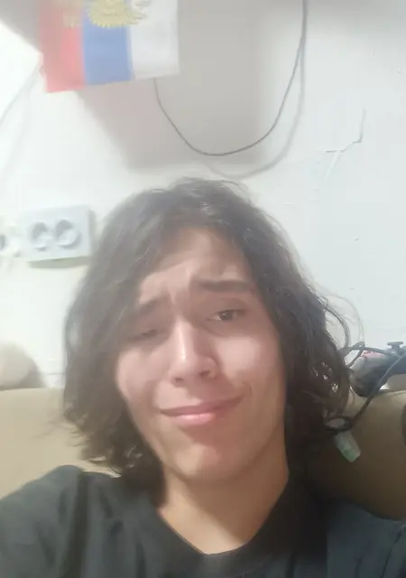 Egor из Краснотурьинска, мне 20, познакомлюсь для общения