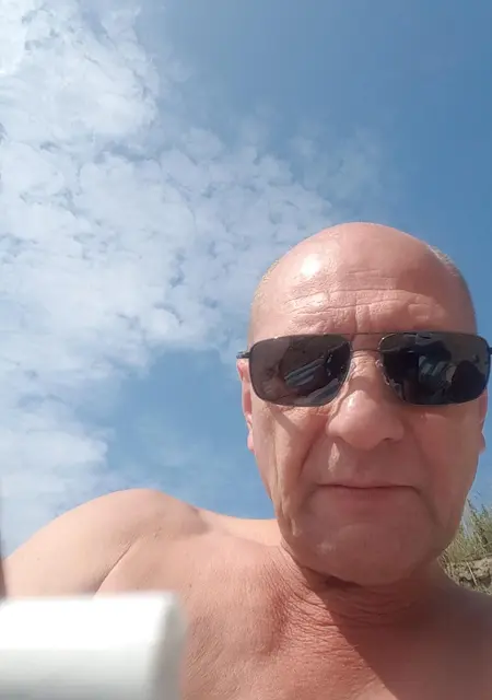 Я Сергей, 59, знакомлюсь без обязательств в Владивостоке