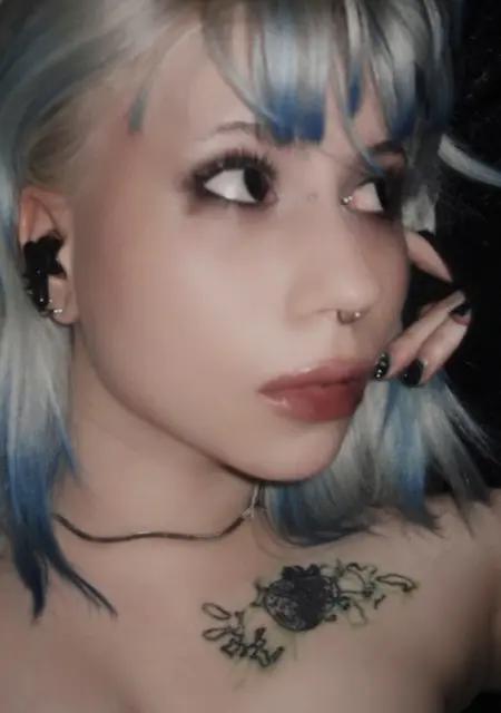 Я Alirinka, 26, из Москвы, ищу знакомство для общения