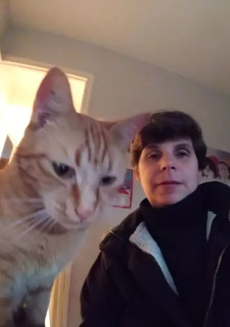 Я Sandrine, 43, знакомлюсь в Париже