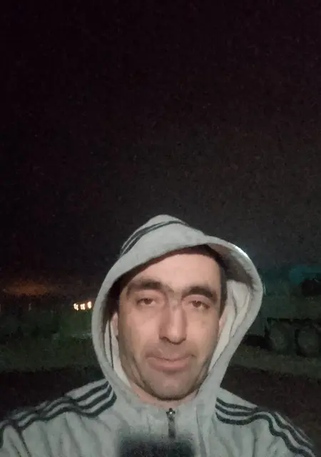 Я Иван, 41, из Тюмени, ищу знакомства без обязательств