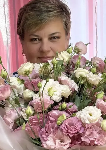 Я Ольга, 55, из Краснодара, ищу знакомство для приятного времяпровождения