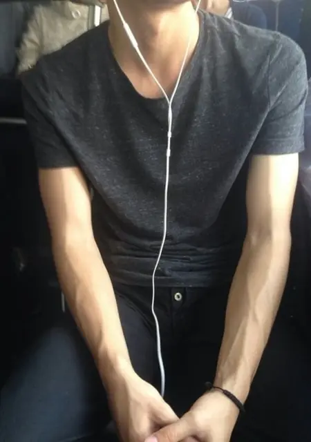 Я Илья, 37, знакомлюсь без обязательств в Кирове