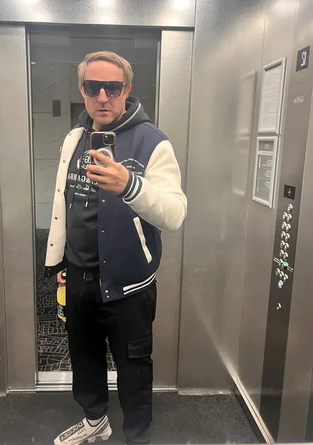 Валек из Магнитогорска, ищу на сайте знакомства на одну ночь