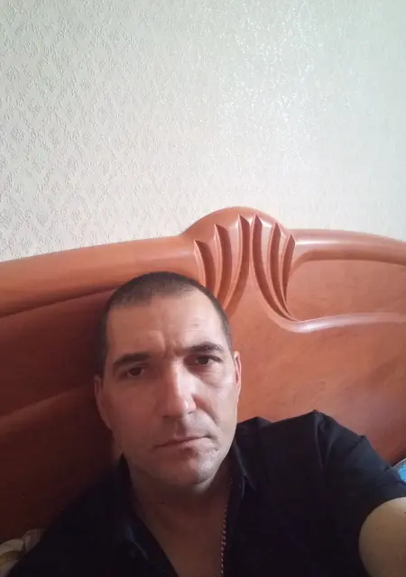 Сер из Черногорска, ищу на сайте знакомства на одну ночь