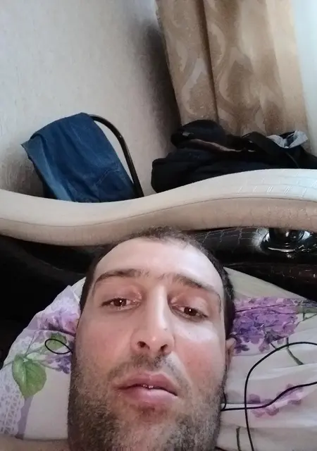 Эльман из Ноябрьска, ищу на сайте знакомства на одну ночь