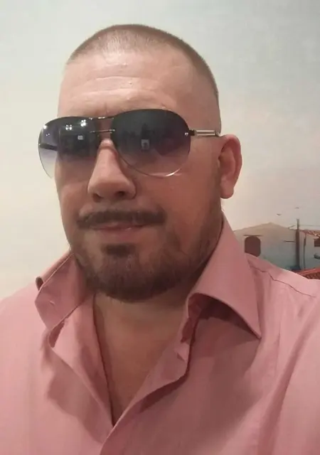 Я Сергей, 46, из Ульяновска, ищу знакомства без обязательств