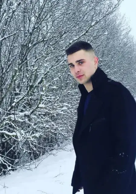 Я Александр, 25, из Тольятти, ищу знакомство для общения