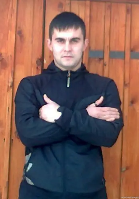 Я Артем, 48, из Стерлитамака, ищу знакомства без обязательств