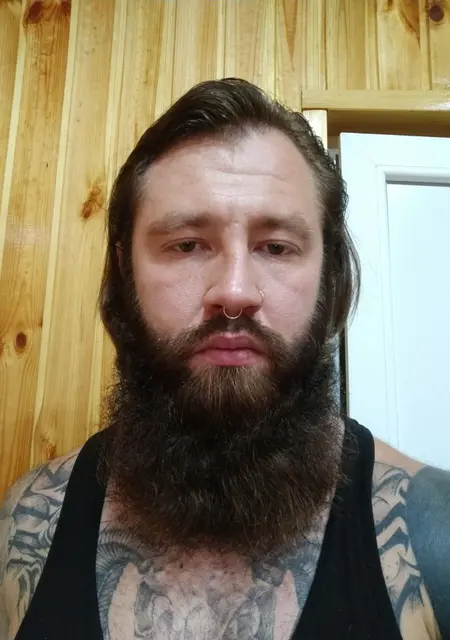 Димон из Донецка, ищу на сайте знакомства без обязательств