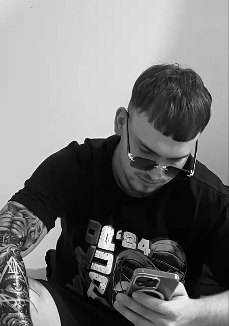 Vlad из Москвы, ищу на сайте знакомства без обязательств