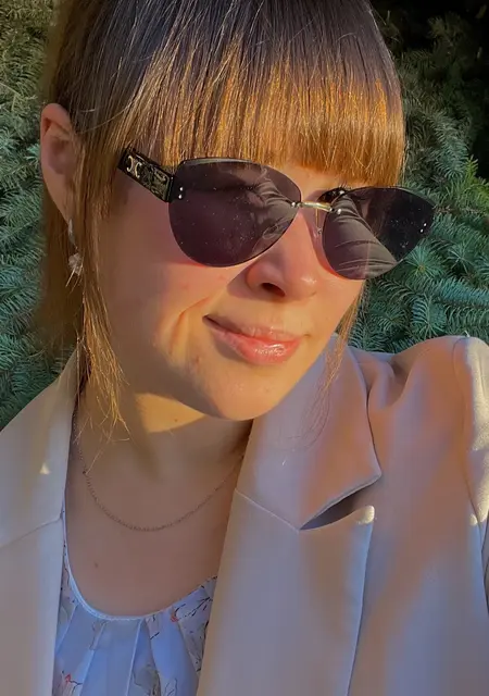 Я Ксения, 23, знакомлюсь для общения в Каменске-Уральском