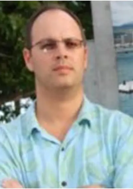 Я Антон, 55, из Перми, ищу знакомство для постоянных отношений