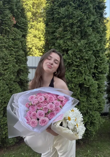 Арина из Тамбова, мне 18, познакомлюсь для вирта