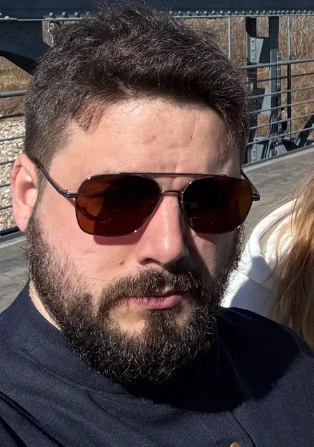 Алекс из Твери, мне 30, познакомлюсь для вирта