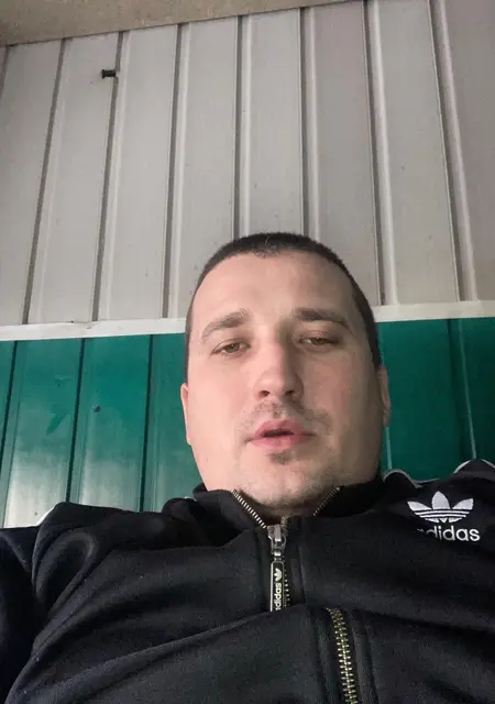 Я Макс, 34, знакомлюсь для приятного времяпровождения в Абакане