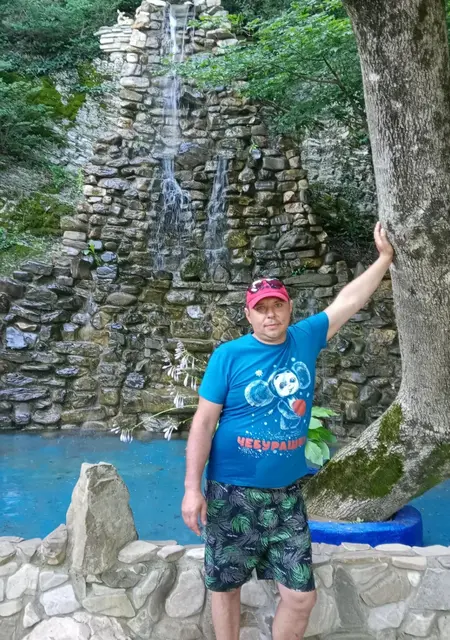 Максим из Брянска, ищу на сайте знакомства на одну ночь