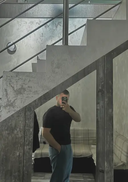 Данил из Узловой, ищу на сайте знакомства на одну ночь