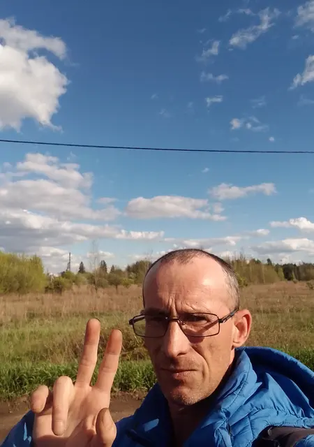 Я Михаил, 50, из Перми, ищу знакомство для постоянных отношений