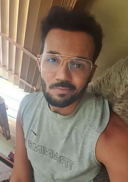 Soy David, 29 años de Madrid, busco conocer gente