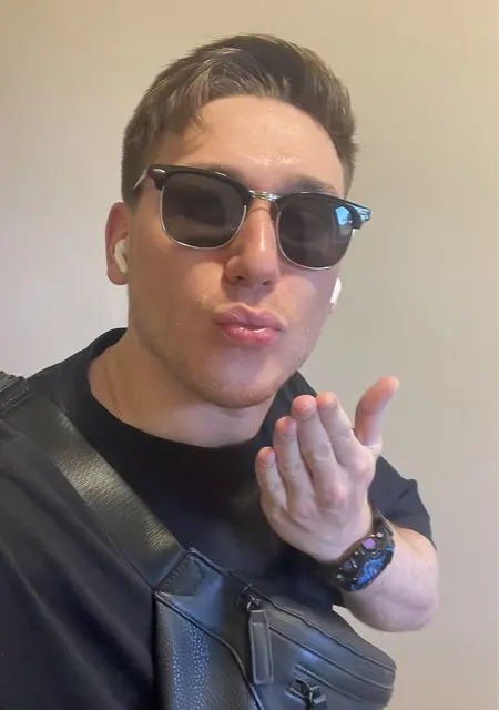 Я Алексей, 31, знакомлюсь для совместных путешествий в Москве