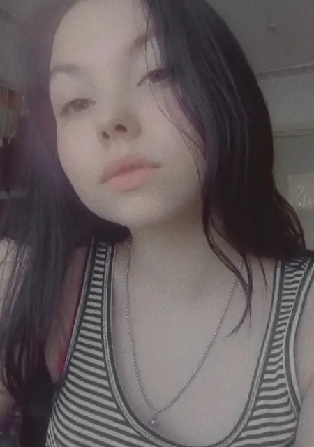 Я Надя, 23, знакомлюсь для приятного времяпровождения в Кропивницком