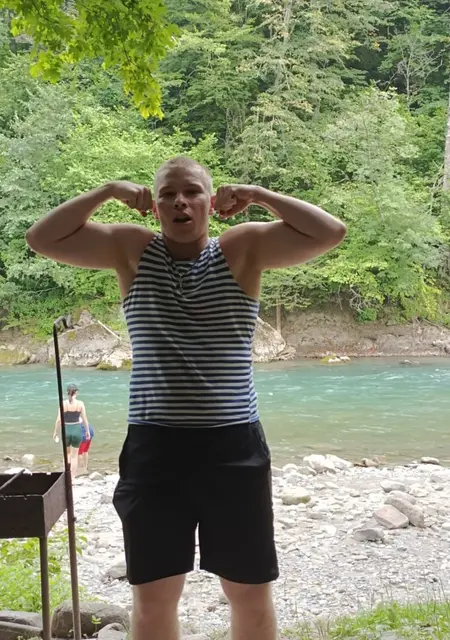 Павел из Анапы, ищу на сайте знакомства на одну ночь