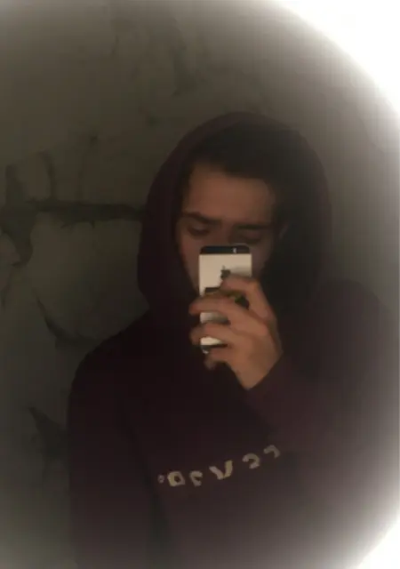 Ваня из Перми, мне 21, познакомлюсь для постоянных отношений