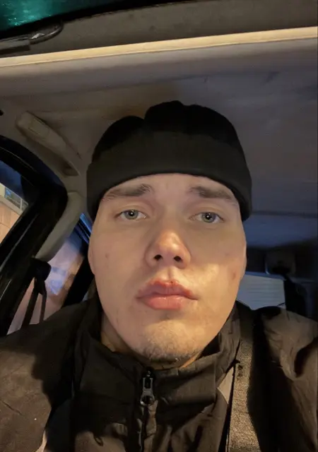 Я Rinat, 19, знакомлюсь для постоянных отношений в Уфе