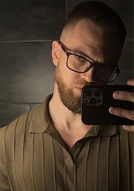 Я Антон, 28, знакомлюсь без обязательств в Владивостоке