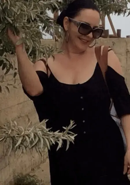 Я Вика Балашова, 47, знакомлюсь для приятного времяпровождения в Махачкале