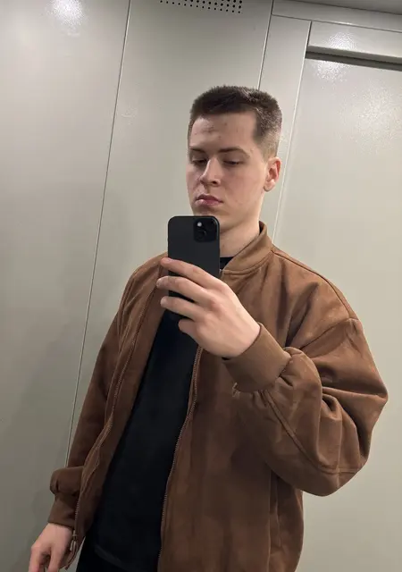 Я Stas, 20, знакомлюсь для приятного времяпровождения в Оренбурге