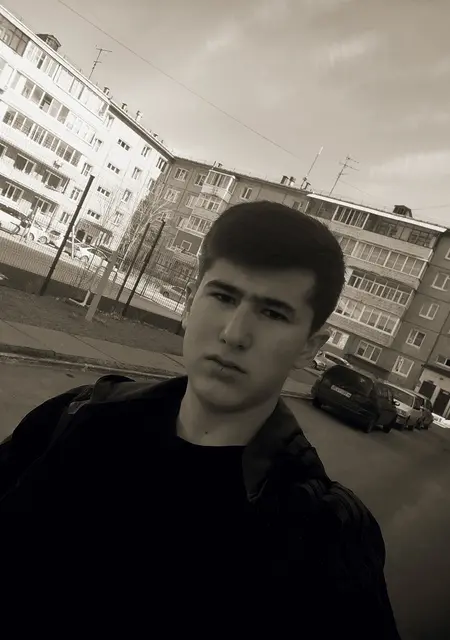 Шах из Ангарска, ищу на сайте знакомства на одну ночь